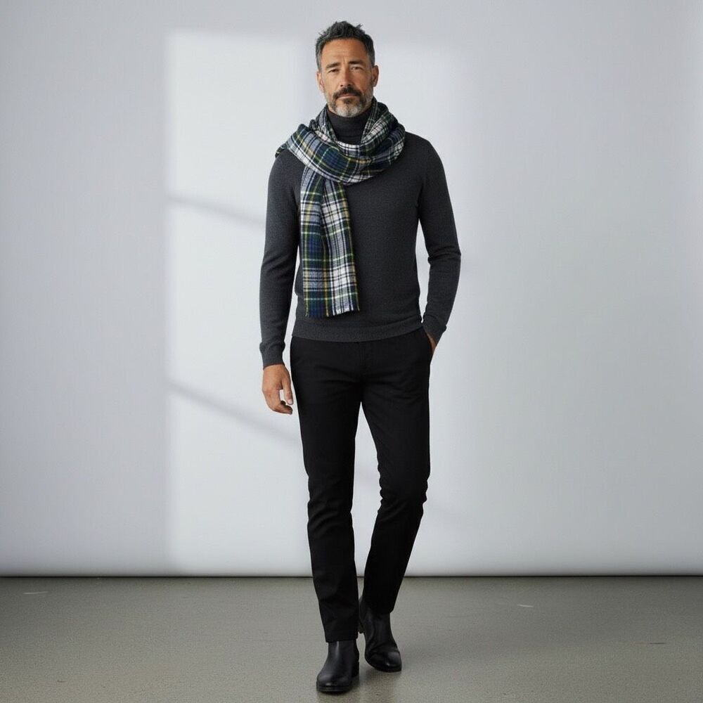 J.Crew Men’s Green Plaid Tartan Scarf Acrylic Cozy Winter Classic NWT